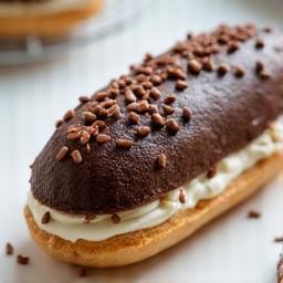 Rich Chocolate Éclair Cake